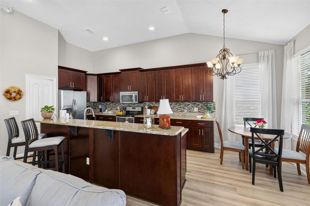8052 LAUREL RIDGE DRIVE, Mount Dora, FL 32757
