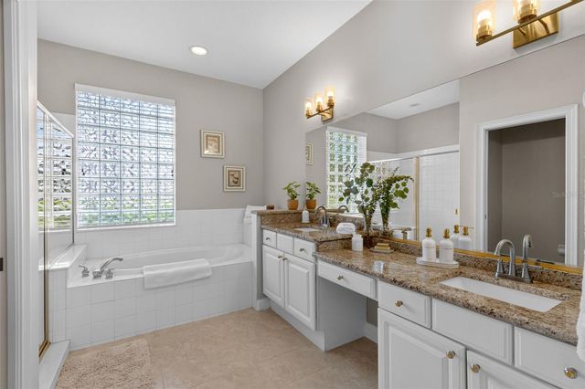 8052 LAUREL RIDGE DRIVE, Mount Dora, FL 32757
