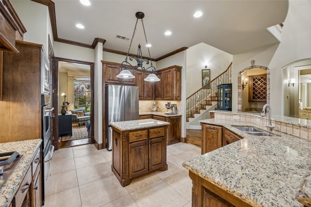 1608 Tuscan Ridge Circle, Southlake, TX 76092