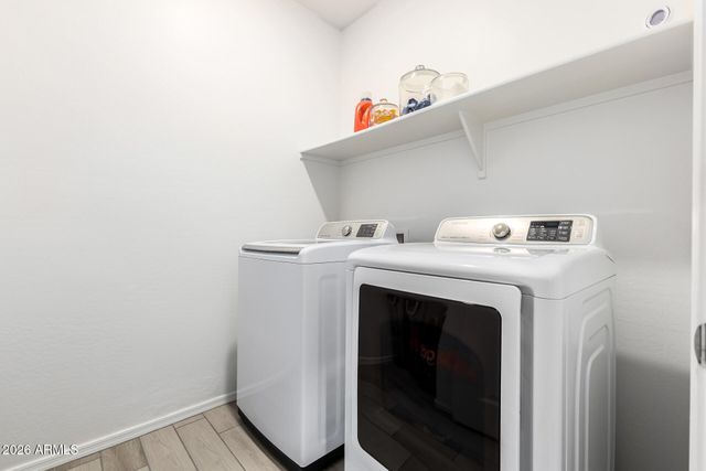 7910 N 82ND Lane, Glendale, AZ 85303