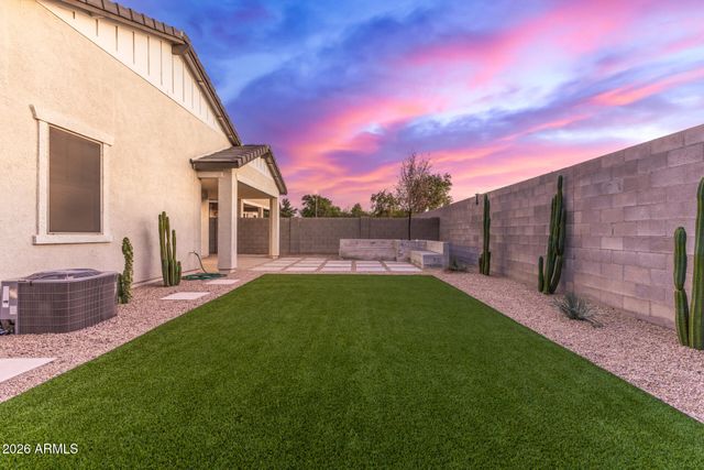 7910 N 82ND Lane, Glendale, AZ 85303