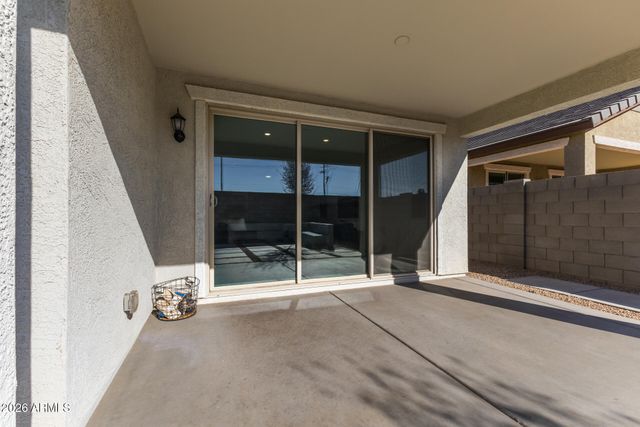 7910 N 82ND Lane, Glendale, AZ 85303