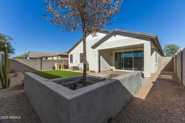 7910 N 82ND Lane, Glendale, AZ 85303