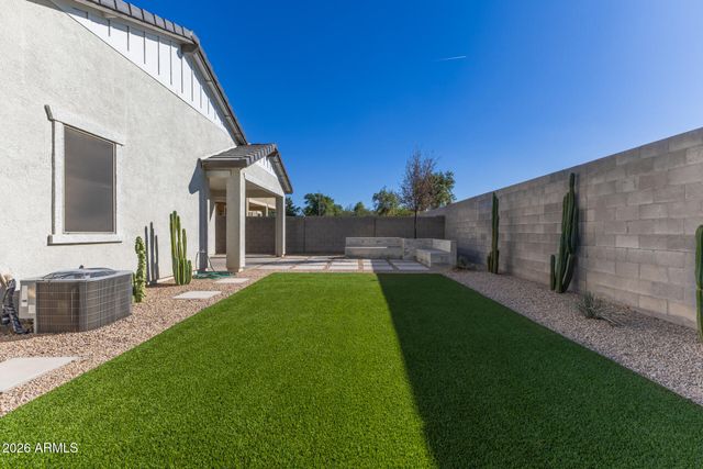 7910 N 82ND Lane, Glendale, AZ 85303