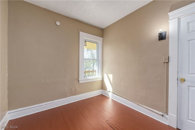 8206 Crumb Avenue, Cleveland, OH 44103