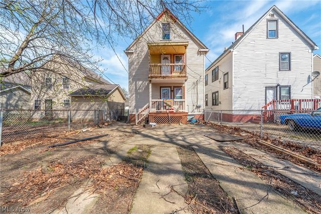 8206 Crumb Avenue, Cleveland, OH 44103