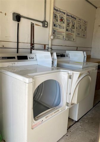 12 Dorchester A 12, West Palm Beach, FL 33417