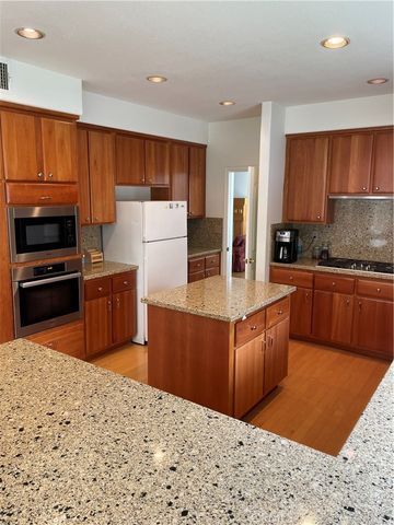 4674 Portofino Circle, Cypress, CA 90630