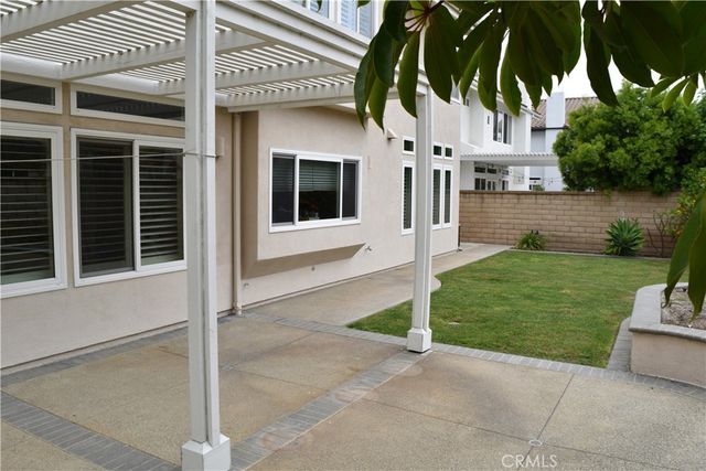 4674 Portofino Circle, Cypress, CA 90630