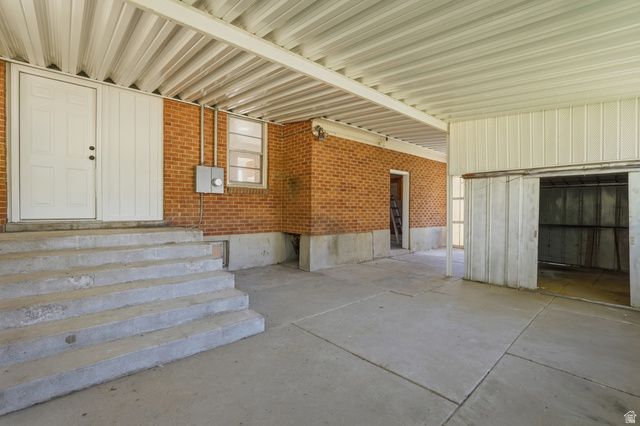 2102 W 5125 S, Roy, UT 84067
