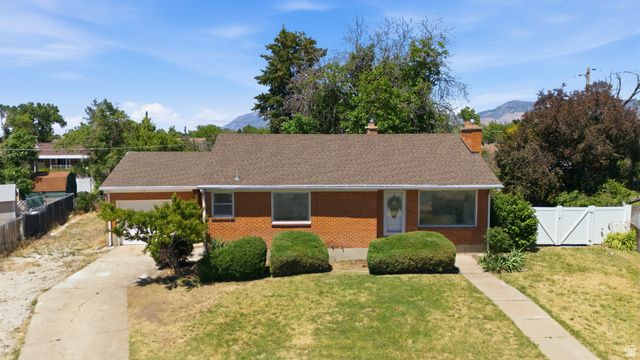 2102 W 5125 S, Roy, UT 84067