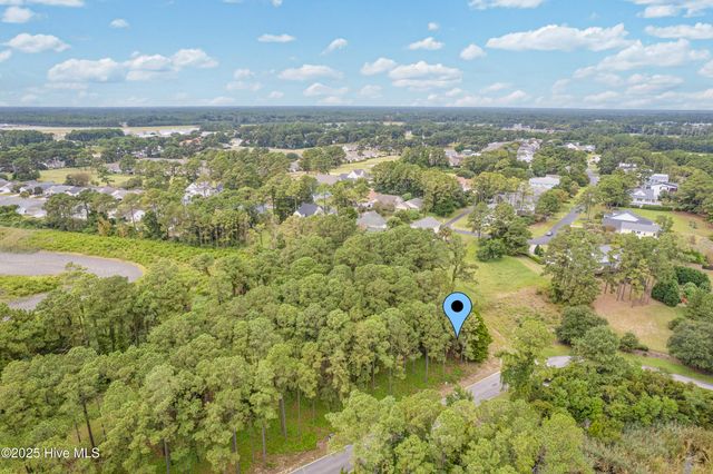 4042 Barnes Bluff Drive SE, Boiling Spring Lakes, NC 28461
