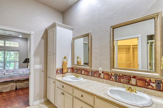 1408 Foxboro Lane, Blanchard, OK 73010