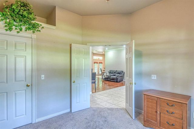 1408 Foxboro Lane, Blanchard, OK 73010