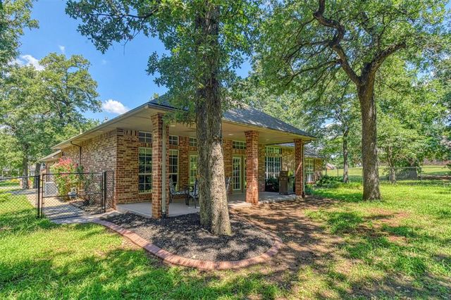 1408 Foxboro Lane, Blanchard, OK 73010