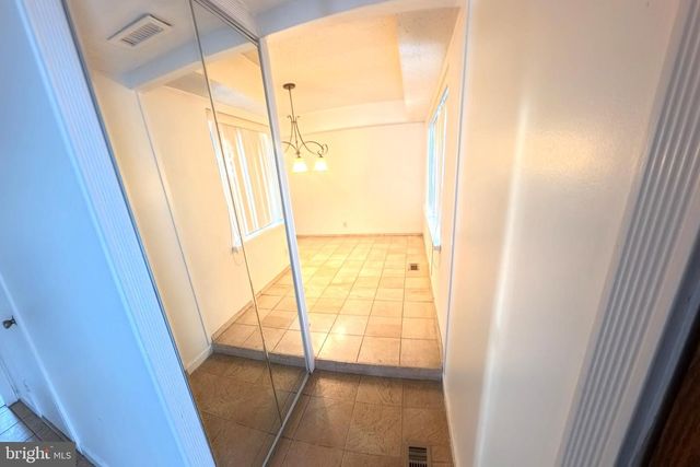 15 TIBER LN, Willingboro, NJ 08046