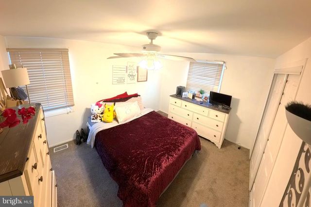 15 TIBER LN, Willingboro, NJ 08046