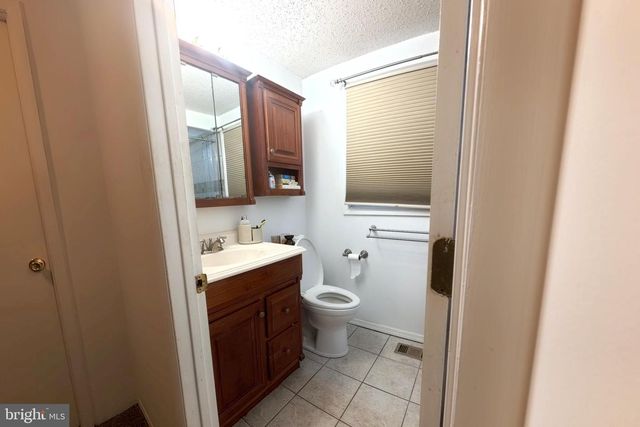 15 TIBER LN, Willingboro, NJ 08046