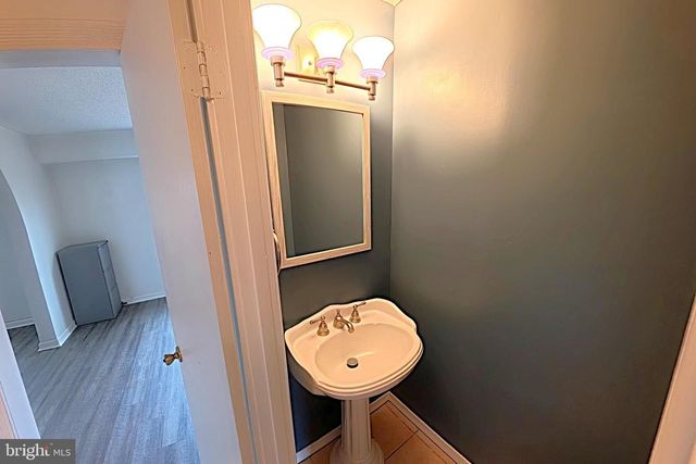 15 TIBER LN, Willingboro, NJ 08046