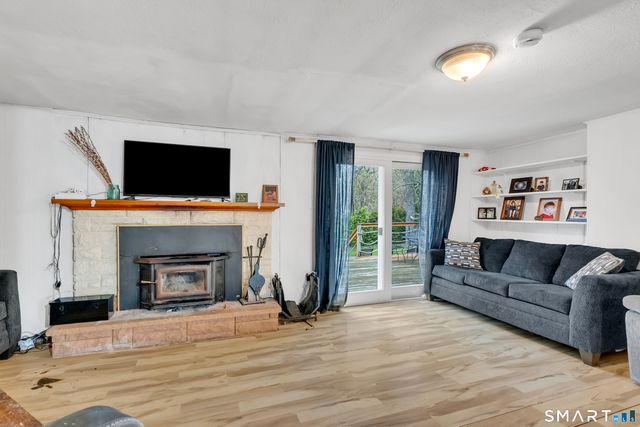 19 Club Lane, Plymouth, CT 06786