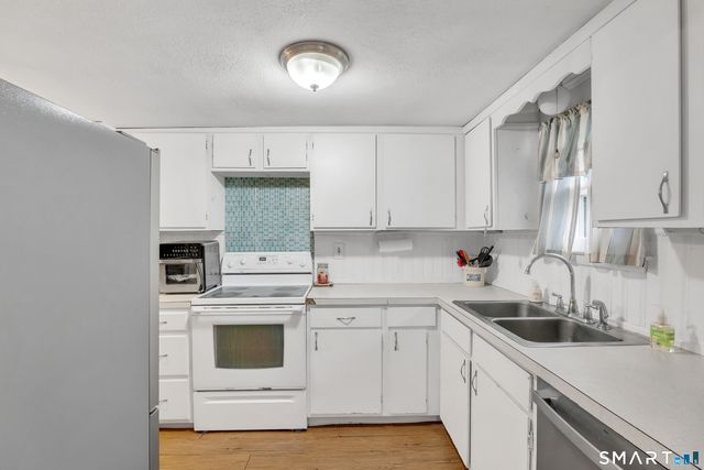 19 Club Lane, Plymouth, CT 06786