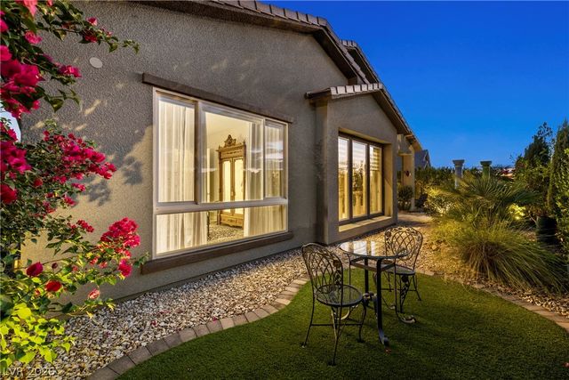 68 Strada Caruso, Henderson, NV 89011