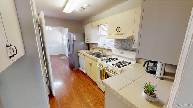 1910 Winona Avenue, Montgomery, AL 36107