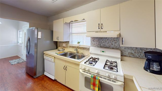 1910 Winona Avenue, Montgomery, AL 36107