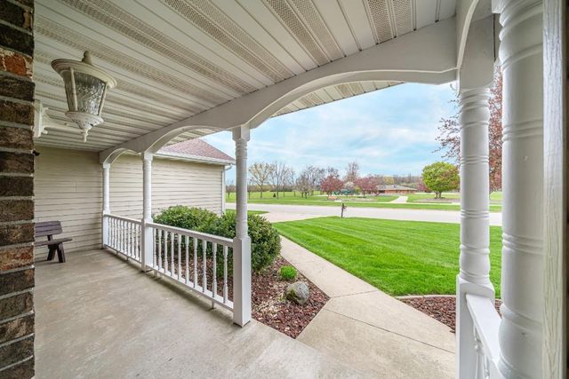 1166 APPLE BLOSSOM DRIVE, Neenah, WI 54956