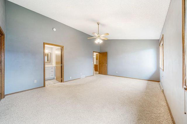 1166 APPLE BLOSSOM DRIVE, Neenah, WI 54956