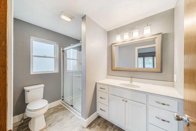 1166 APPLE BLOSSOM DRIVE, Neenah, WI 54956