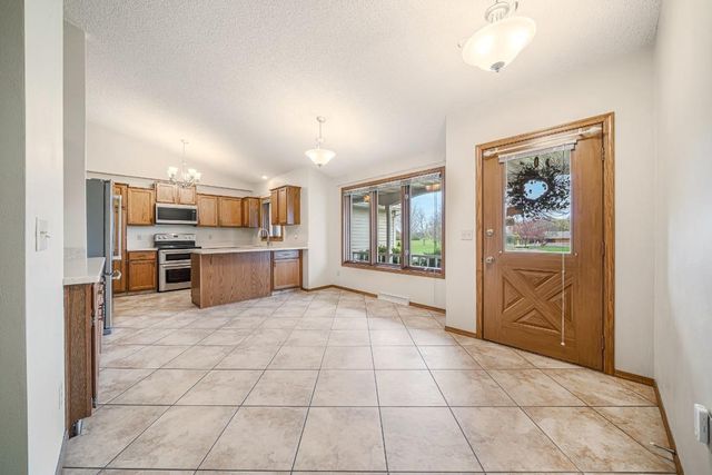 1166 APPLE BLOSSOM DRIVE, Neenah, WI 54956