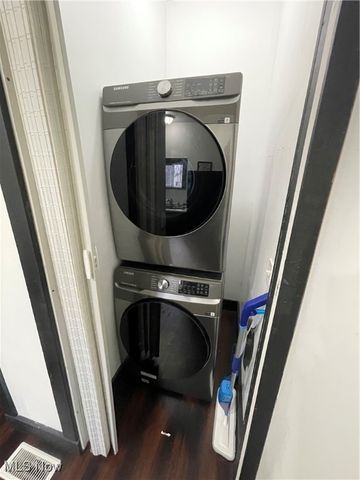 375 McGowan Street, Akron, OH 44306