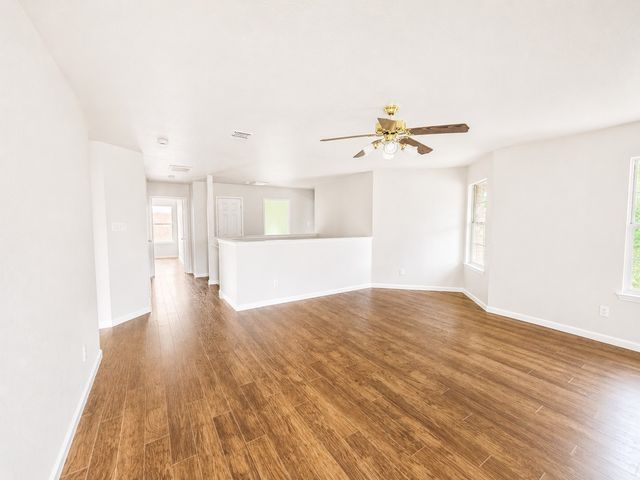 1913 Caddo Springs Drive, Fort Worth, TX 76247