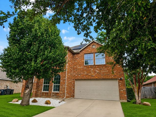 1913 Caddo Springs Drive, Fort Worth, TX 76247