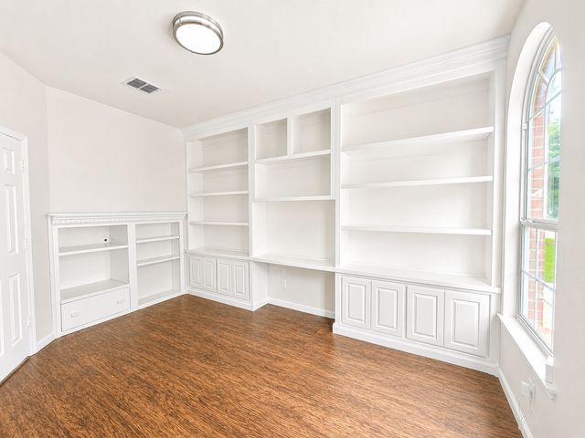 1913 Caddo Springs Drive, Fort Worth, TX 76247