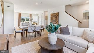 43 BAYBREEZE DR, Waretown, NJ 08758