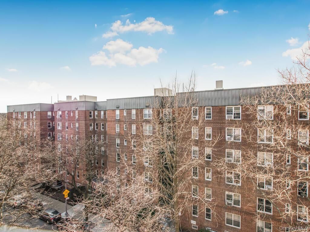 1425 Thieriot Avenue 5B, Bronx, NY 10460