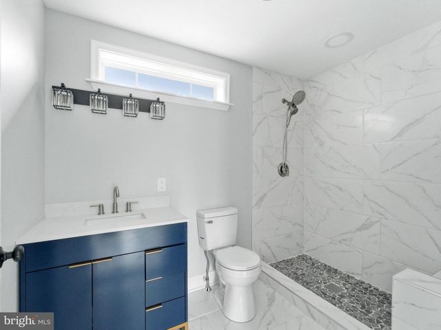 260 S BROAD ST, Penns Grove, NJ 08069