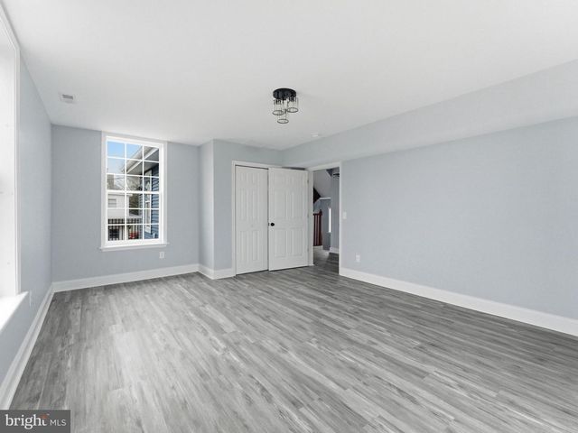 260 S BROAD ST, Penns Grove, NJ 08069