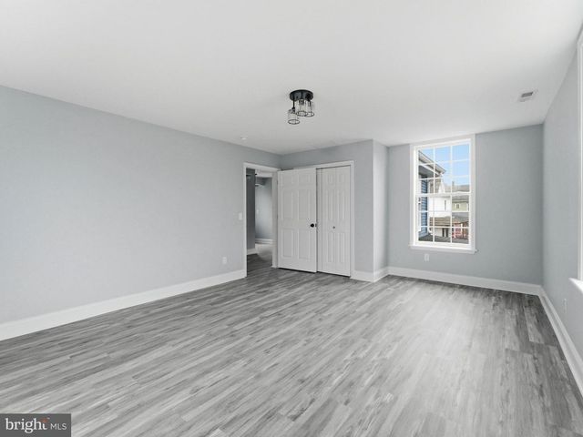 260 S BROAD ST, Penns Grove, NJ 08069