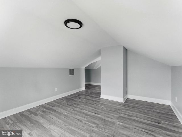 260 S BROAD ST, Penns Grove, NJ 08069