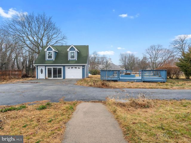 260 S BROAD ST, Penns Grove, NJ 08069