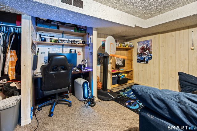 55 Beths Avenue APT 77, Bristol, CT 06010