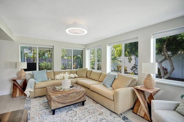 604 NE 25th Avenue, Pompano Beach, FL 33063