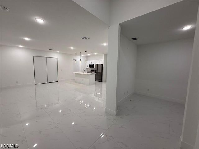3222 48th ST W, Lehigh Acres, FL 33971