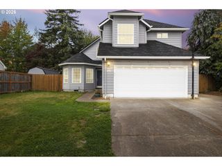 270 MARTIN Way S, Monmouth, OR 97361