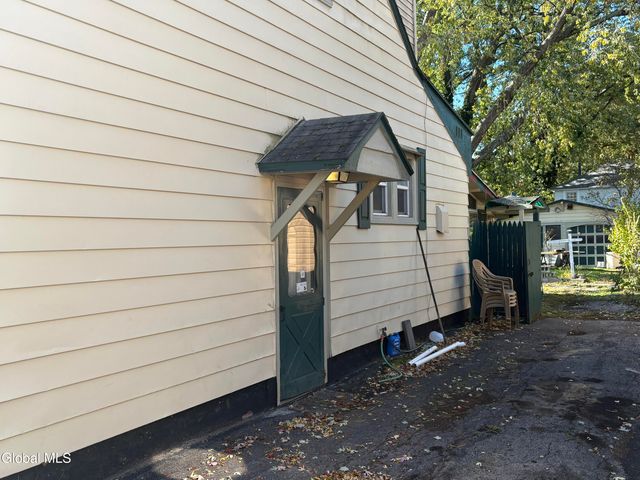 508 S Holmes Street, Glenville, NY 12302