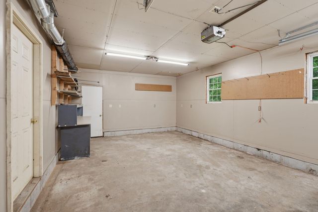 9050 Almena Drive, Kalamazoo, MI 49009