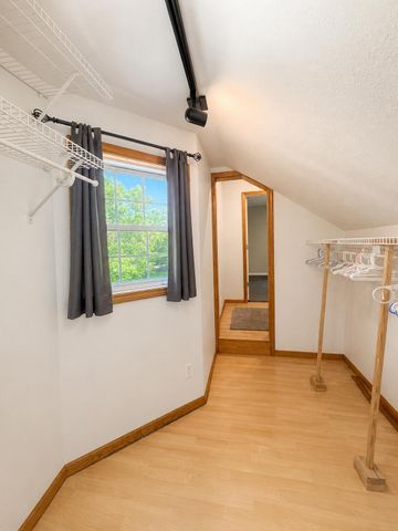 9050 Almena Drive, Kalamazoo, MI 49009